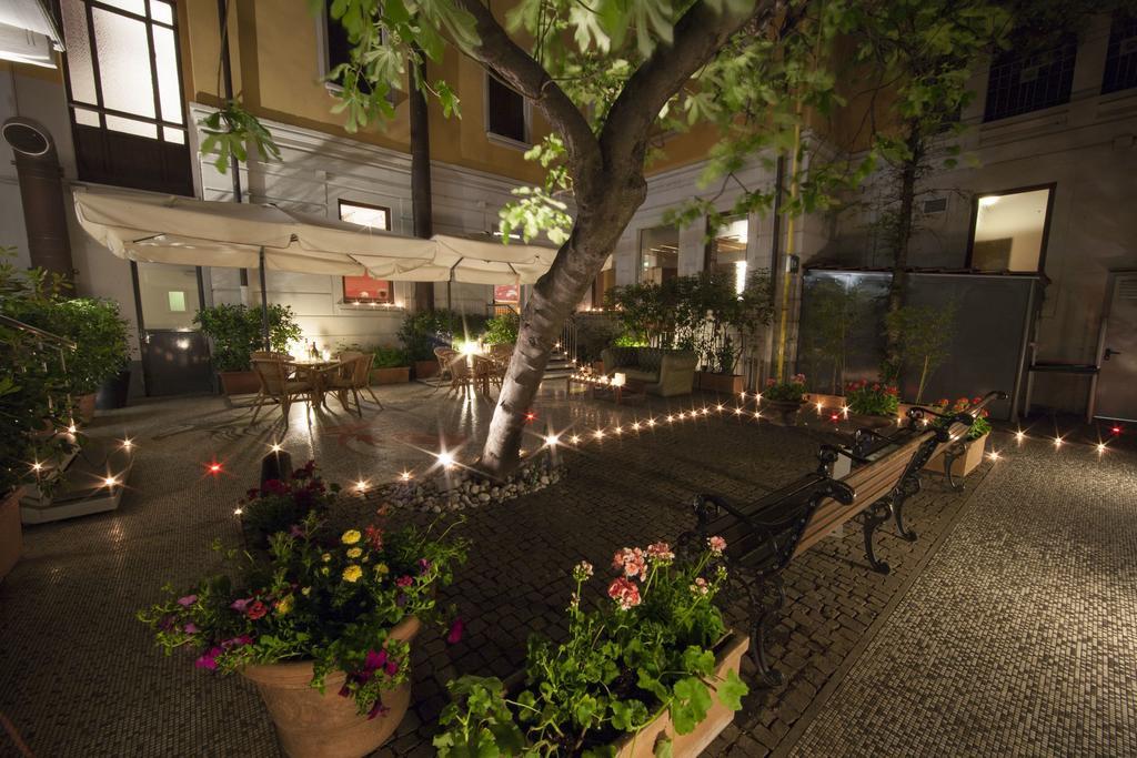 Ariosto Hotel Milano Exteriör bild
