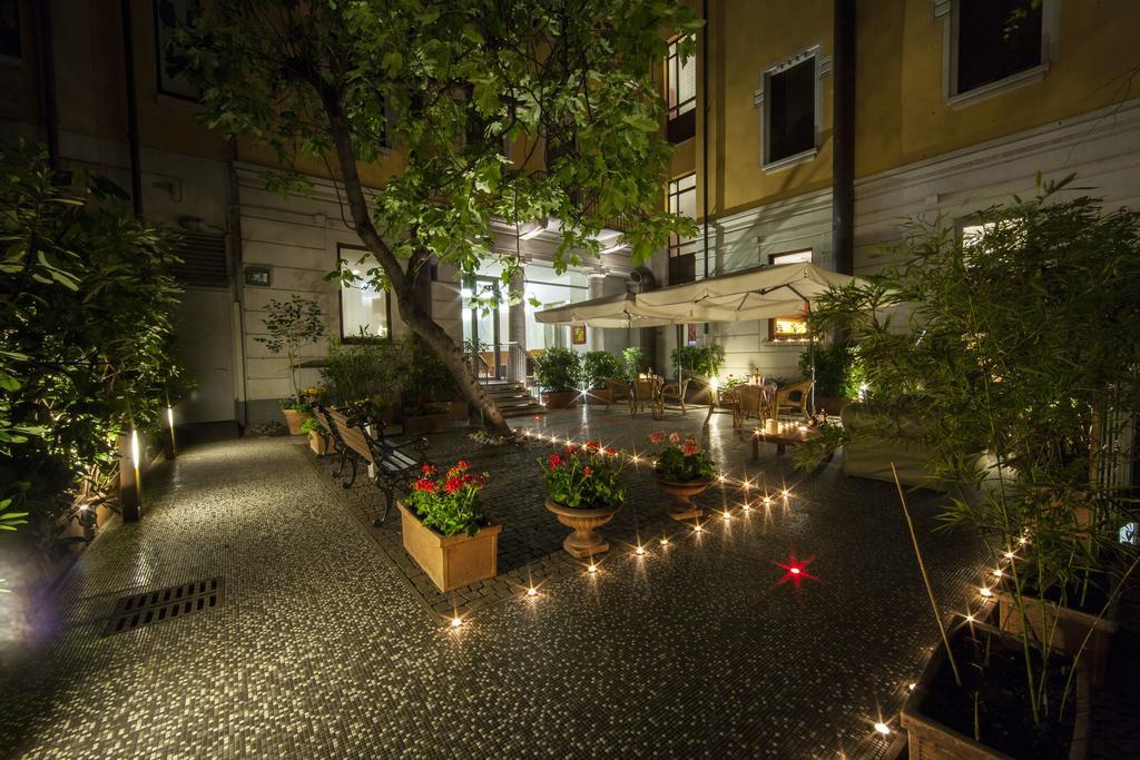 Ariosto Hotel Milano Exteriör bild